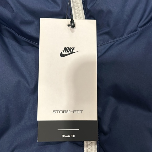 Men’s Nike Storm Fit Puffer jacket - Picture 3 of 5